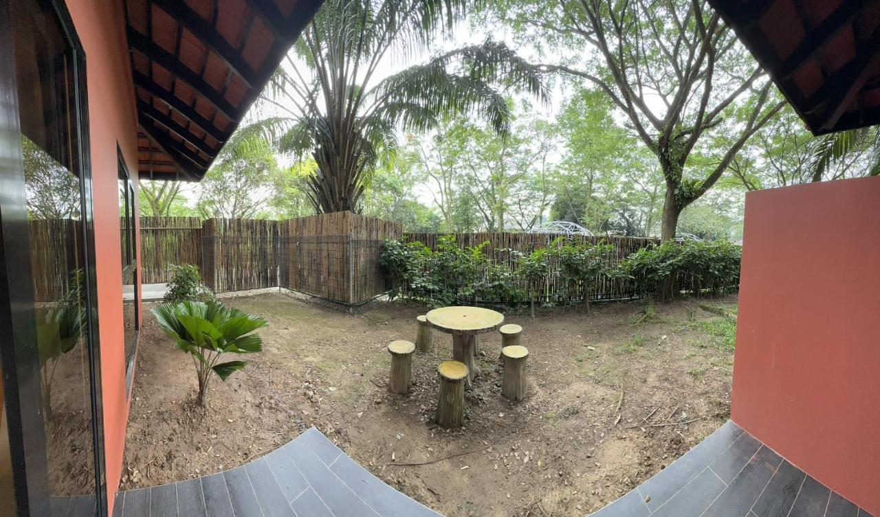Kranji Sanctuary Resort シンガポール エクステリア 写真